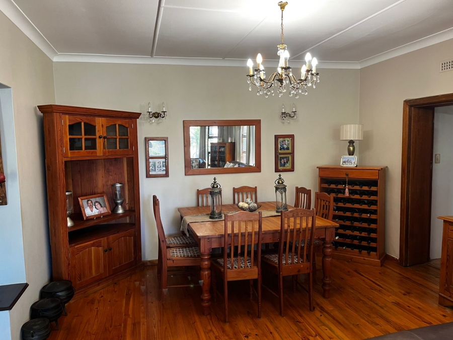 4 Bedroom Property for Sale in Rouxpark Western Cape